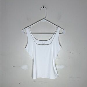 Pumiey White Women's Sleeveless Top Size Medium NWT